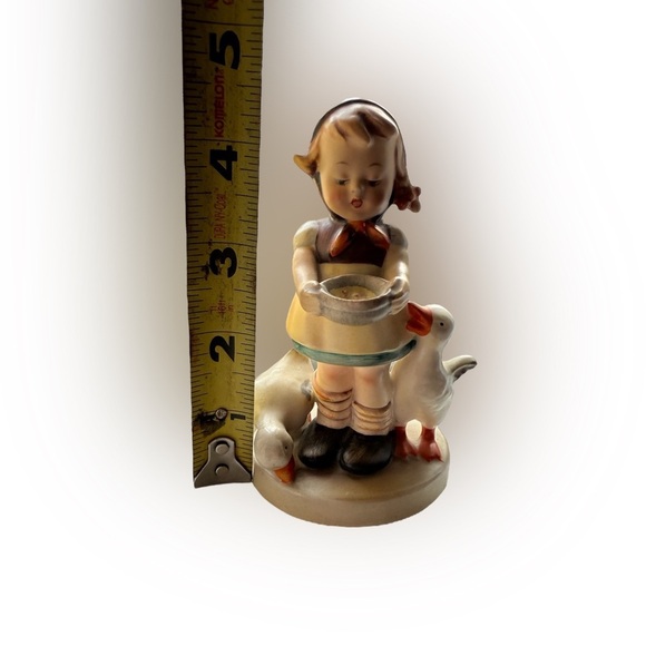 Vintage Hummel Goebel Figurine “Be Patient” Girl with Geese – 1948 W. Germany - Picture 4 of 7